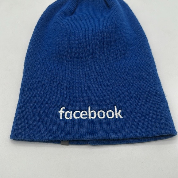 Unisex Blue Facebook Beanie - Picture 4 of 4